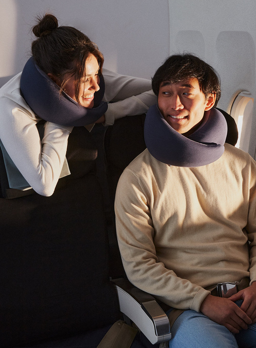 Cestovní polštář Ostrichpillow GO – night walk, fotografie 9